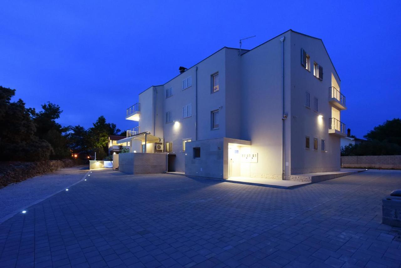 Apartmani Iva فير المظهر الخارجي الصورة