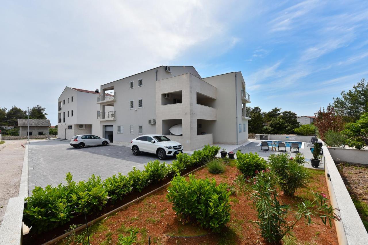 Apartmani Iva فير المظهر الخارجي الصورة