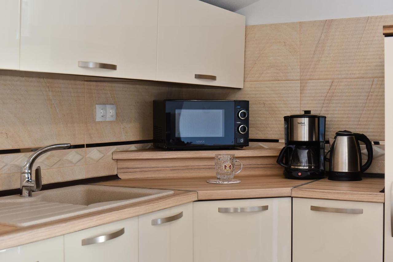 Apartmani Iva فير المظهر الخارجي الصورة